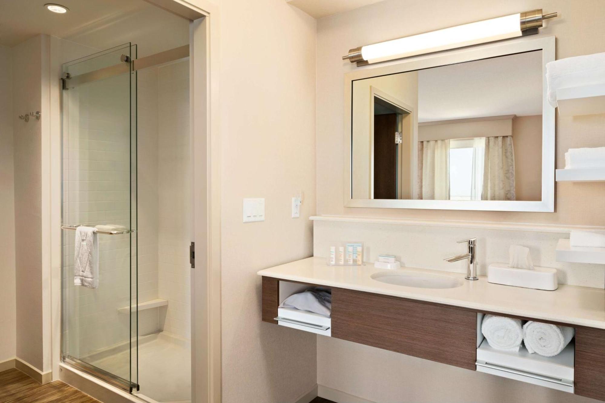 Hampton Inn By Hilton Edmonton/Sherwood Park Eksteriør billede