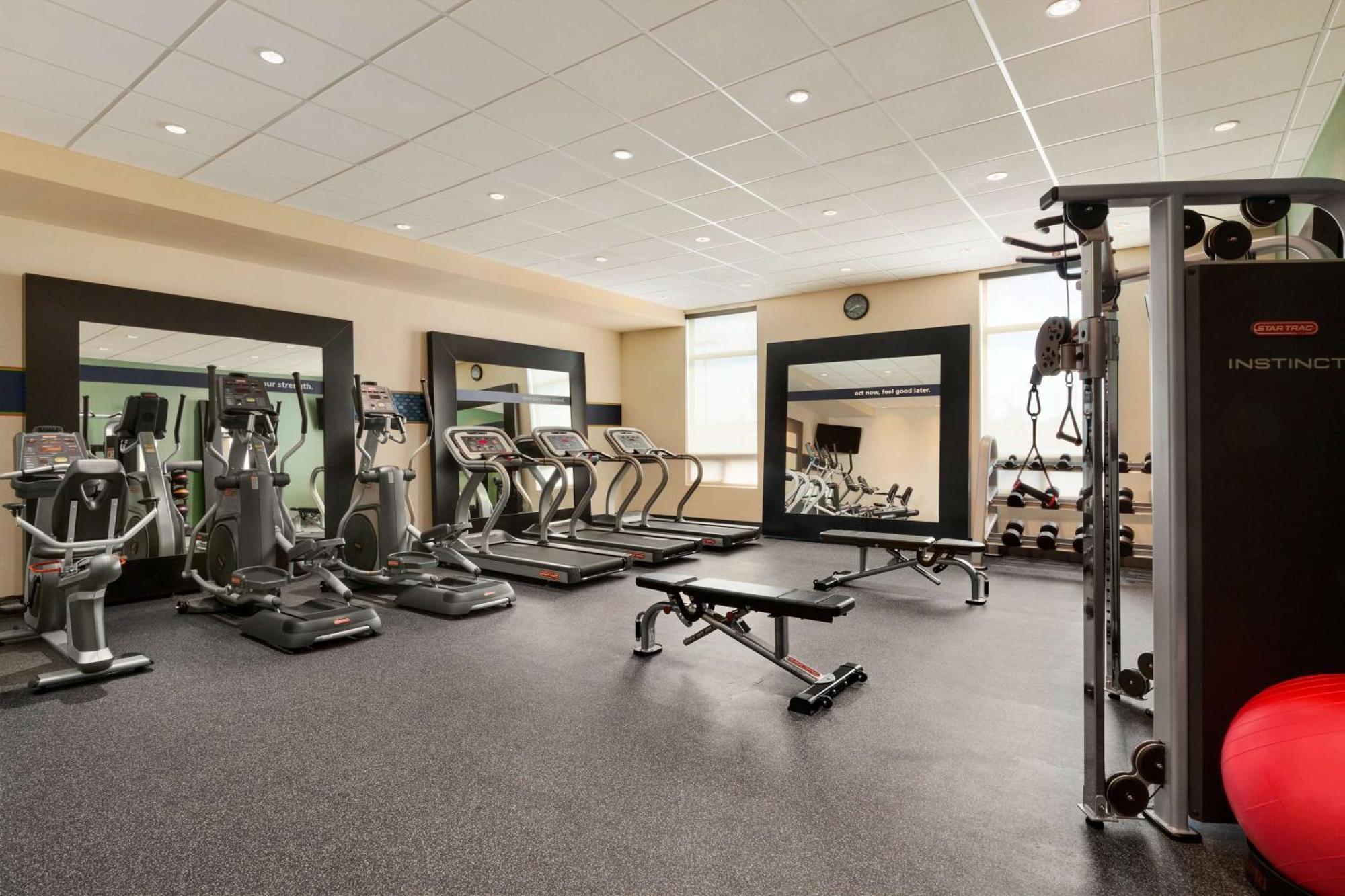 Hampton Inn By Hilton Edmonton/Sherwood Park Eksteriør billede